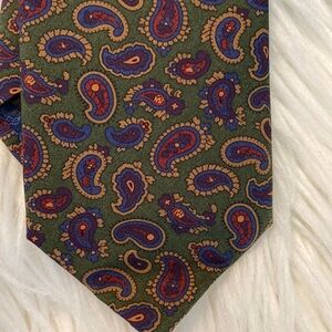 JoS.A Bank Heritage Collection Tie brand new with tags still attached beautiful